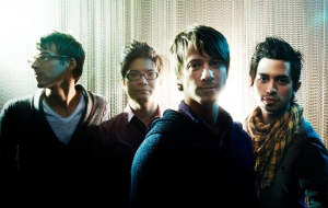 Tenth Avenue North – «Love is Here» [El Amor Esta Aqui]