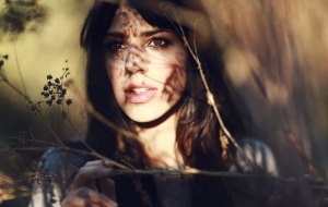 Brooke Fraser – «Love, Where Is Your Fire» [Amor, ¿donde esta Tu fuego?]