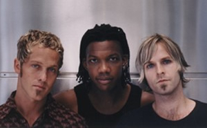 DC TALK – «Like It, Love It, Need It‏» [Tienes Que Gustarte, Amarlo, Lo Necesitas]